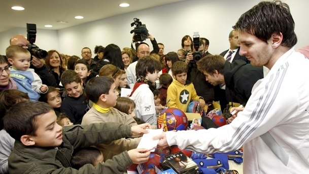 Messi luôn thích các hoạt động nhân đạo và trẻ em