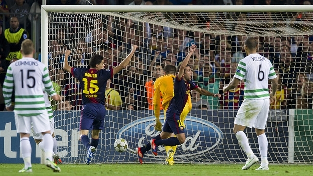 Alba phá vỡ lô cốt Celtic vào phút bù giờ cuối cùng