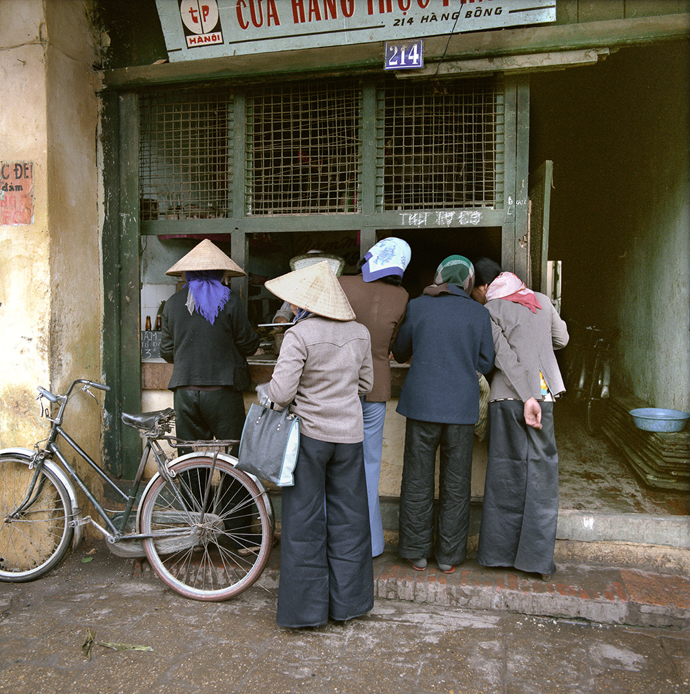 ha-noi-qua-ong-kinh-nguoi-my6-1682407580.jpg