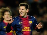 Messi cười tươi ăn ảnh FCBVN.jpg