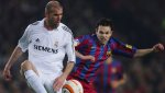 Iniesta và Zidane.jpg