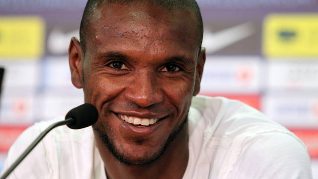 Abidal xuất viện