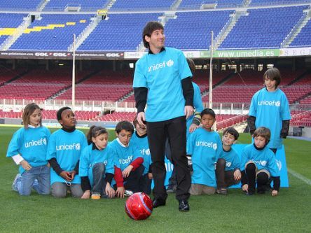 Quỹ từ thiện Messi đóng góp 100.000 euro cho Unicef Mexico
