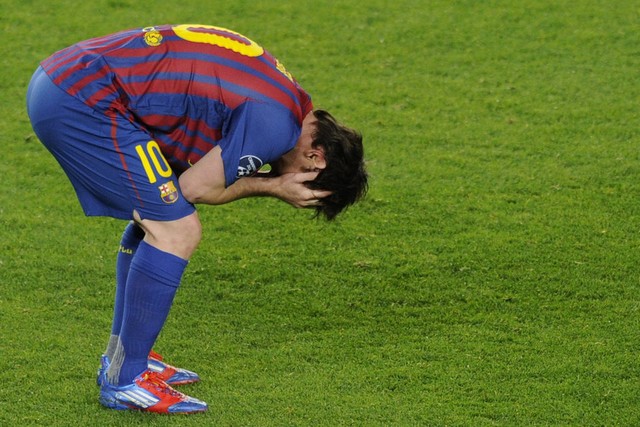 Messi ôm mặt cay đắng khi Barca thua trận - FCBVN
