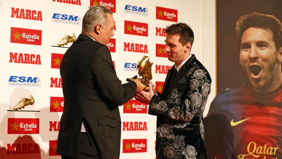 Messi nhận Chiếc Giày Vàng châu Âu 2013