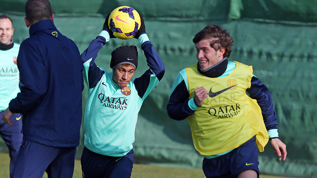 Neymar hăng hái tập luyện
