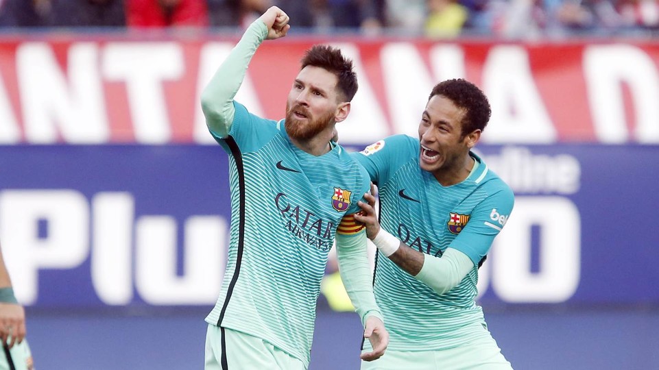Messi ăn mừng bàn thắng vào lưới Atletico Madrid